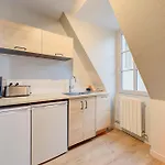 Appartement Le Jacobin - Saint Gatien- Bibliotheque