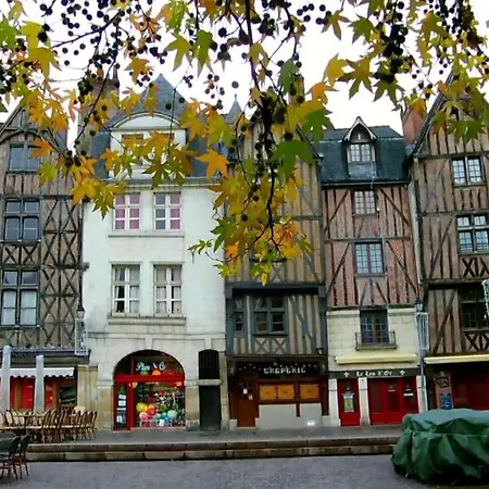 Le Jacobin - Saint Gatien- Bibliotheque 公寓