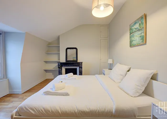 Le Jacobin - Saint Gatien- Bibliotheque Apartamento