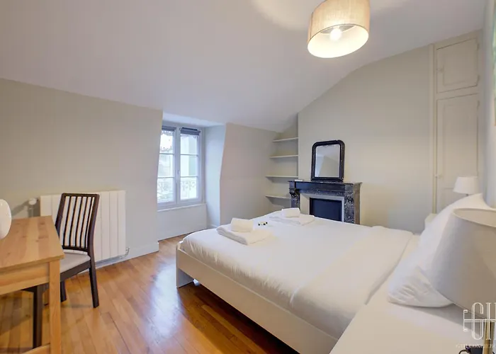 Le Jacobin - Saint Gatien- Bibliotheque 图尔